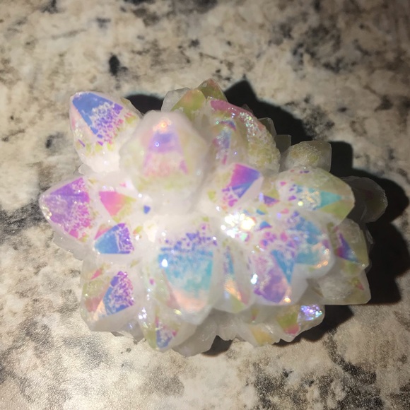 Angel Aura Quartz Crystal Titanium βauthenticβ - Picture 5 of 6